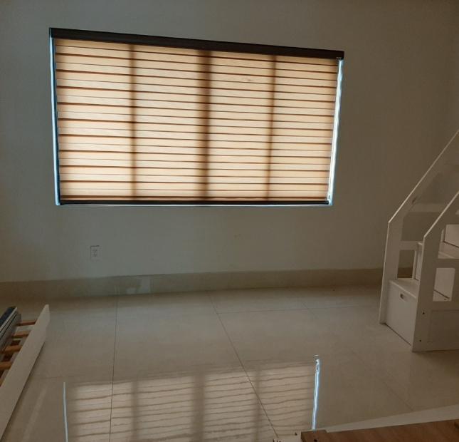 Bán nhà phố CitiBella 1 Cát Lái Q2, DT 5x16m, 1 trệt 2 lầu, 4 PN, 3 WC, Sổ Hồng, Đông Bắc, Giá 6.2 tỷ
