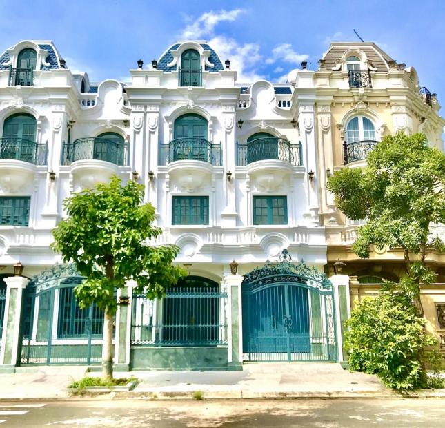 Bán Biệt Thự Siêu To mặt tiền đường 69 CL, gần trường THCS Cát Lái, DT 14x17m, 3 lầu, 4 PN, sổ hồng, 23.5 tỷ
