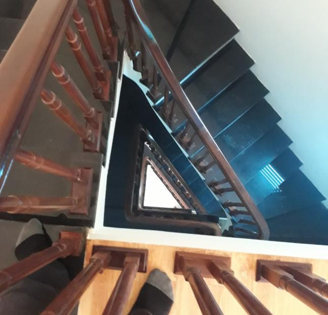 Bán gấp nhà Yên Nghĩa Hà Đông 50 m2 4 tầng 4 ngủ  giá 1.6 tỷ lô góc 3 mặt thoáng ô tô đỗ cửa