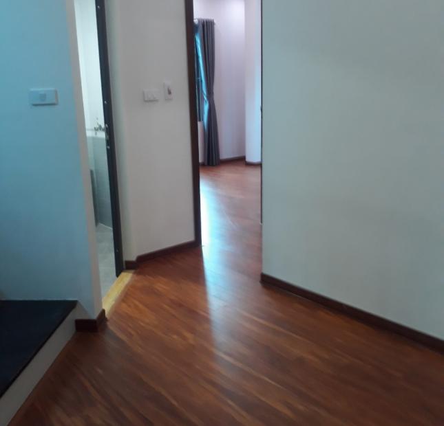 Bán gấp nhà Yên Nghĩa Hà Đông 50 m2 4 tầng 4 ngủ  giá 1.6 tỷ lô góc 3 mặt thoáng ô tô đỗ cửa