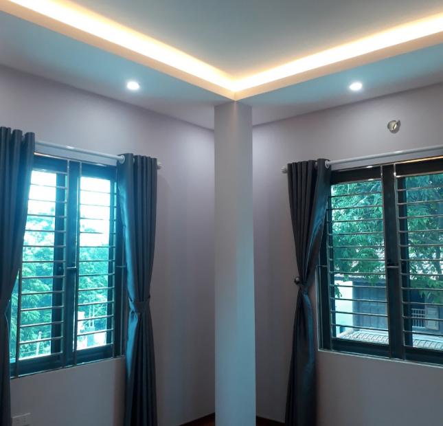 Bán gấp nhà Yên Nghĩa Hà Đông 50 m2 4 tầng 4 ngủ  giá 1.6 tỷ lô góc 3 mặt thoáng ô tô đỗ cửa