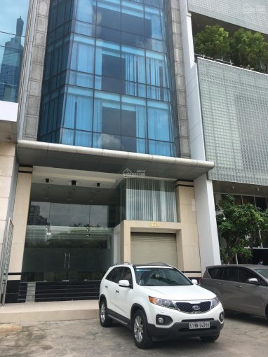 Tòa nhà MT Nguyễn Văn Cừ, P2, Q5 DT: 7x28m, kết cấu: H + 8 lầu + sân thượng + thang máy