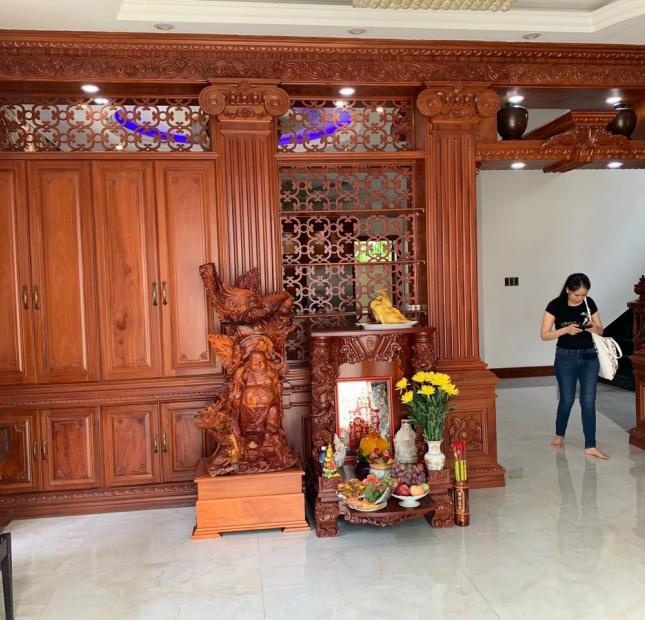 Bán biệt thự 34 tỷ, 20x20m 3 tấm mặt tiền đường số 5C, phường bình hưng hòa b