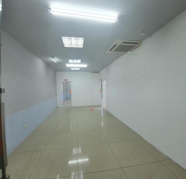 Cho thuê văn phòng 80m2 giá 20tr tại mặt số 71 Chùa Láng, Đống Đa, Hà Nội