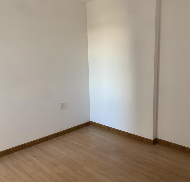 Bán căn hộ Conic Riverside Quận 8. DT 65m2 2PN view Đông Bắc nhìn về Quận 1. Chỉ 1 căn duy nhất.