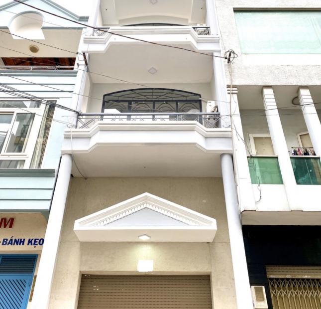 Làm ăn phát tài bán nhà nhỏ mua nhà to, nhà đẹp 4 tầng mới, hẻm 730 Lạc Long Quân, 70m2, full NTCC