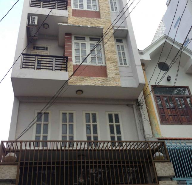 MT đường 3 - 2 dt: 4*20m xây dựng. Hầm 6 tấm, ST, thang máy, giáp Quận 10, giá chỉ 23.5 tỷ