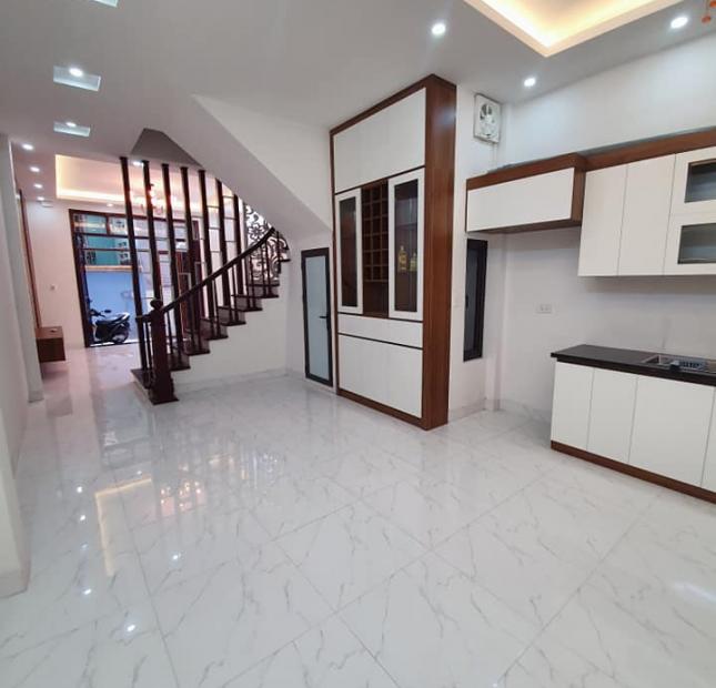 BÁN NHÀ KHƯƠNG ĐÌNH, THANH XUÂN, 70M2, Ô TÔ QUA, VỊ TRÍ ĐẸP,NỘI THẤT 5 SAO, NHỈNH 5 TỶ