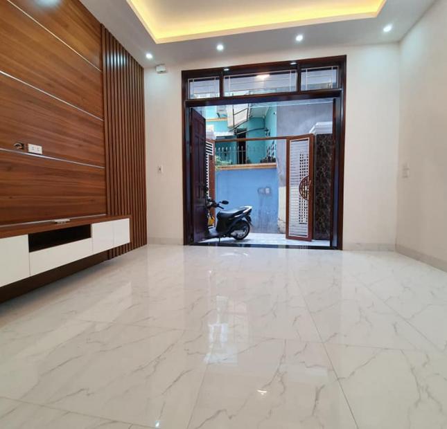 BÁN NHÀ KHƯƠNG ĐÌNH, THANH XUÂN, 70M2, Ô TÔ QUA, VỊ TRÍ ĐẸP,NỘI THẤT 5 SAO, NHỈNH 5 TỶ