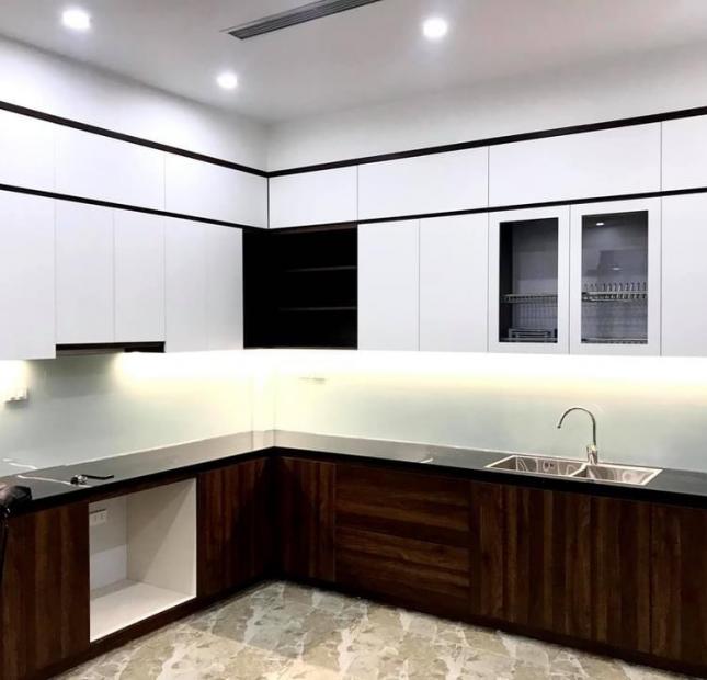 Biệt thự sân vườn Đống Đa 60m2x4T 4.7 tỷ. Gần phố, Full nội thất