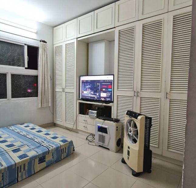 Bán gấp căn hộ Bàu Cát 2, quận Tân Bình, 70m2 2PN, có nội thất ( đã có sổ hồng ) giá tốt nhất 