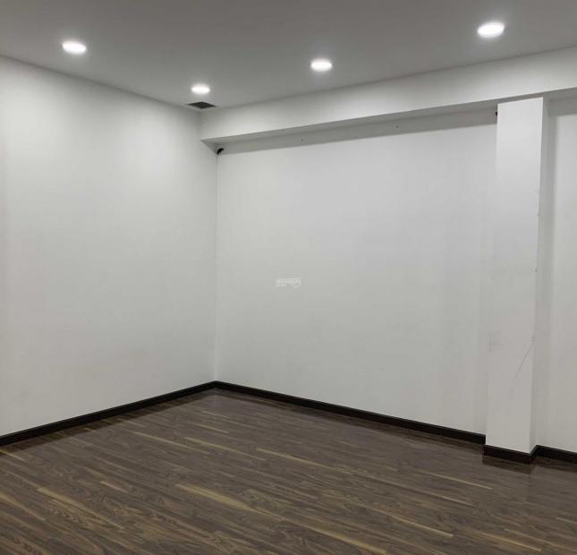 Cho thuê nhà siêu diện tích, siêu vị trí NTMK Q3, 8,5x20m chỉ 5000$