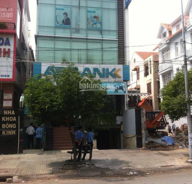 Bán gấp căn nhà góc 2MT Phan Đăng Lưu, Phú Nhuận. DTKV: 18x 20m, xây dựng 1 hầm, 5 lầu. LH : 0902650739 (24/24)