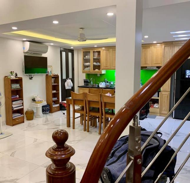 Bán Gấp Nhà NGUYỄN TRÃI 62m 5T MT4m 5,5 tỷ Đẹp Nhất Thanh Xuân