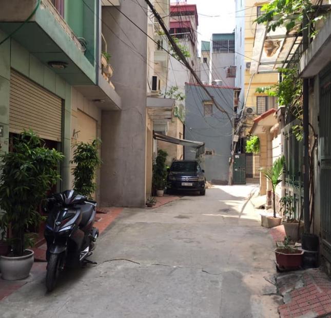 BÁN NHÀ KHU PHÂN LÔ TẬP THỂ TRUNG ƯƠNG ĐOÀN  NGUYỄN KHANH TOÀN THÔNG QUAN HOA 50M. 5 TẦNG GIÁ 6,9 TỶ