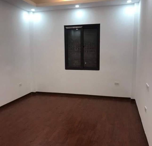 Bán nhà Ngõ chợ Đình Thôn, 45m x 5 tầng, ô tô, kinh doanh sầm uất. LH 0975626023