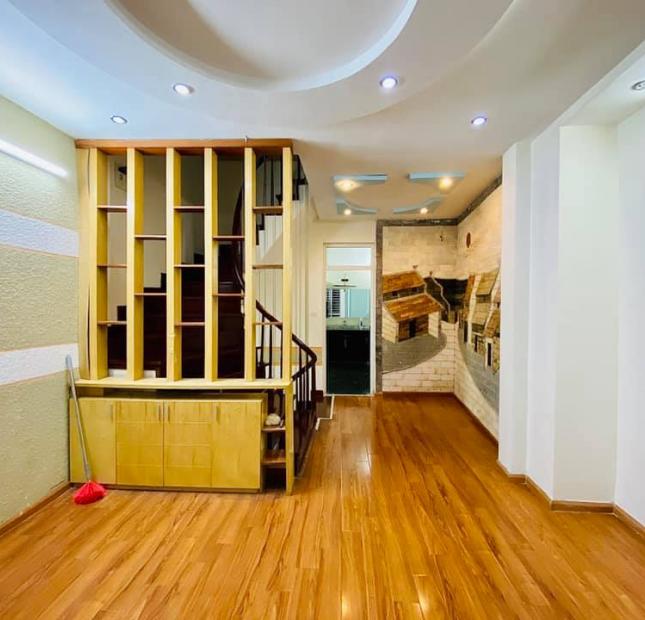         Tam Trinh Sổ đẹp, ôtô tránh – Kinh doanh 2 tỷ 9