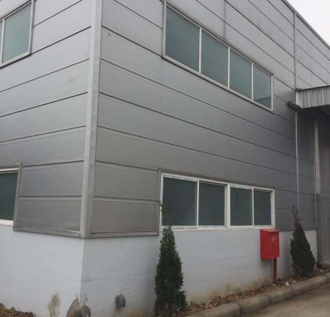 Cho thuê nhà xưởng đẹp, sàn epoxy, diện tích 2.850m2 KCN Đại Đồng – Tiên Sơn.