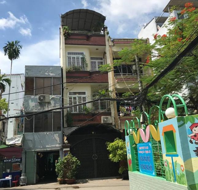 Bán nhà hẻm Trần Bình Trọng, P2, Q5, 4.2 x13m, nhà mới 1 trệt, 2 lầu