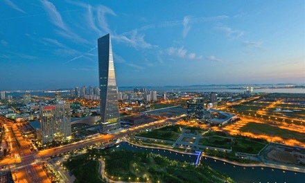 Mặt tiền Cô Giang, Q1, cạnh Grand Mahattan 42 tầng.