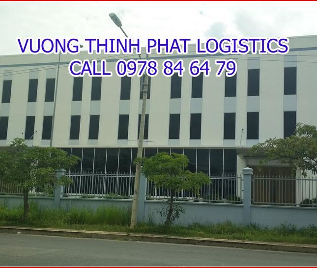 CHO THUÊ NHÀ XƯỞNG GẦN 2.000M2 MẶT TIỀN PHAN VĂN HỚN QUẬN 12, GIÁ RẺ NHẤT KHU VỰC