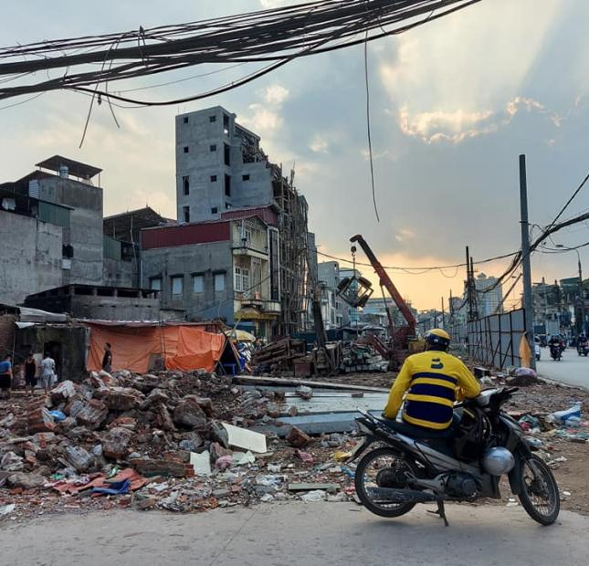                   Bán Đất MP Minh Khai 100m2 giá chào 24 tỷ