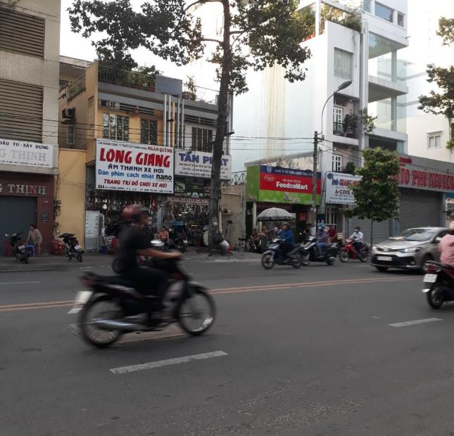 Bán nhà 3 lầu hẻm Nguyễn Trãi dt 3.3x13m giá 8.3 tỷ