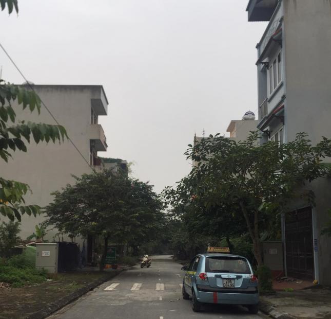 DV Yên Nghĩa, Hà Đông, 50 m2, ô tô KD, vỉa hè, giá 2,94 tỷ.
