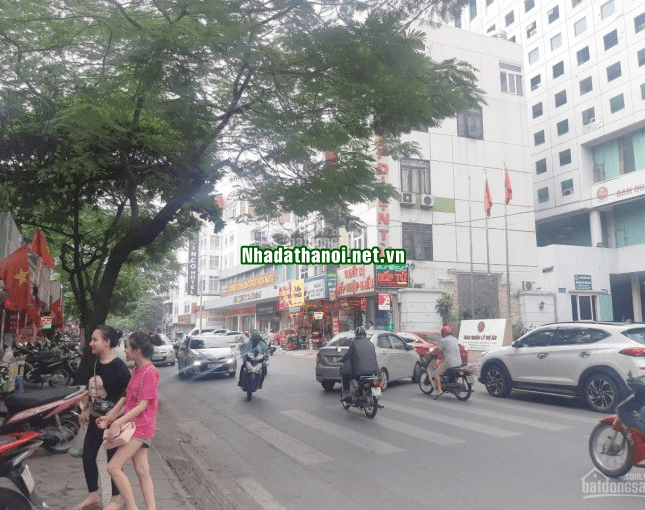 Bán nhà mặt phố Thái Thịnh, kinh doanh cực tốt, Quận Đống Đa, Hà Nội