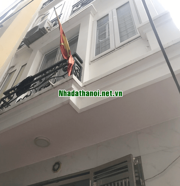 Chính chủ bán nhà ngõ 64 Phố Đông Thiên, Quận Hoàng Mai, Hà Nội