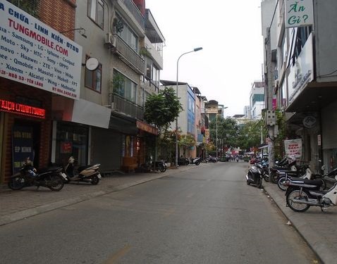 Bán nhà mặt phố Nguyễn Văn Tuyết lô góc 35m2 MT 5m nhỉnh 7 tỷ kinh doanh vô địch