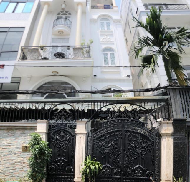 Bán villa siêu đẹp mặt tiền phường An Phú, Quận 2, diện tích: 12x20m, 2 lầu áp mái, giá: 27,9 tỷ