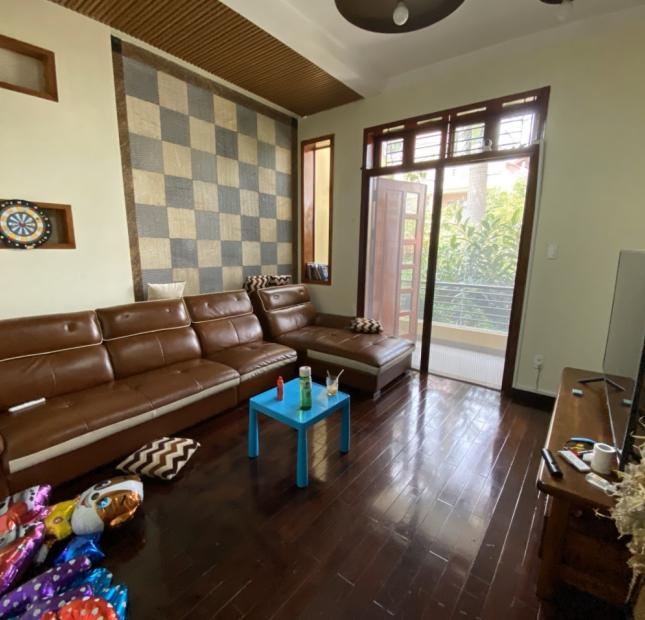 Bán biệt thự 32 tỷ 10x20m 3 tấm mặt tiền Đường số 32, Phường Bình Trị Đông B