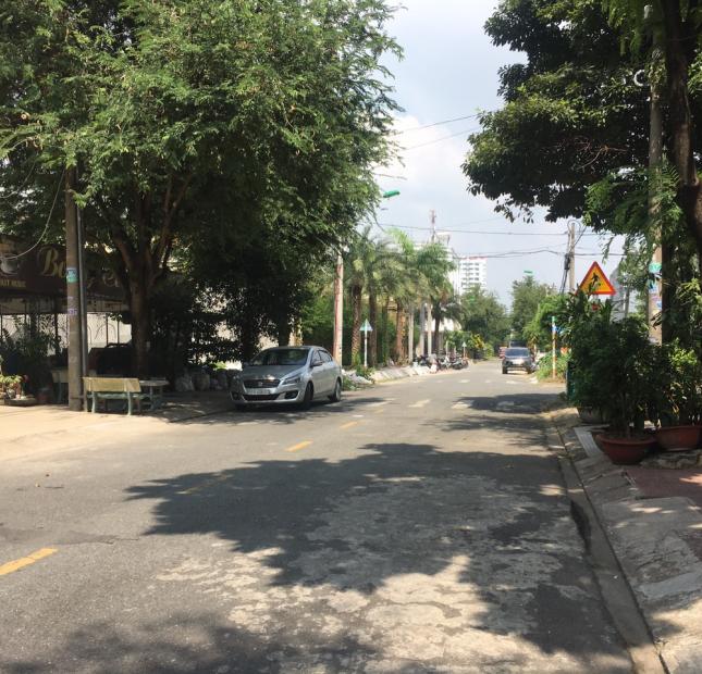 Bán biệt thự 32 tỷ 10x20m 3 tấm mặt tiền Đường số 32, Phường Bình Trị Đông B