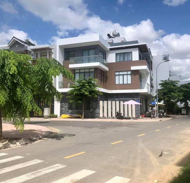 Bán nhà 4 tầng mặt tiền đường Hương Điền, trước mặt là khu đô thị Hà Quang 2. Giá bán chỉ : 2,7 tỷ