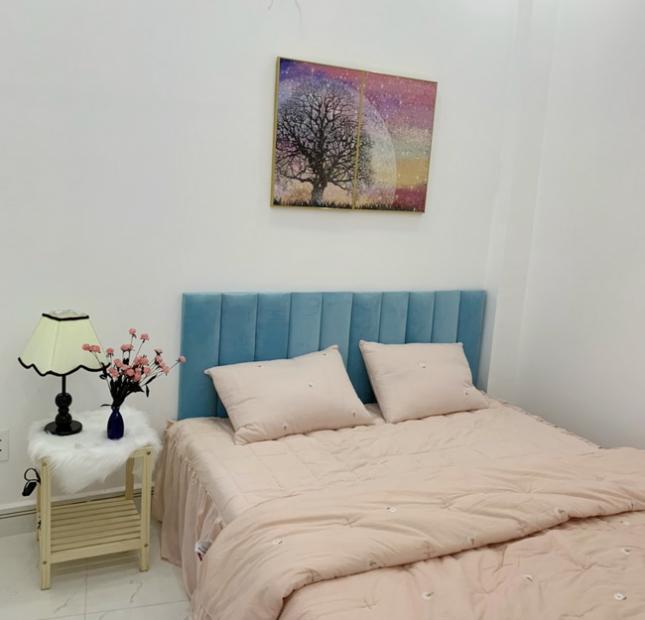 Bán nhà 2 lầu hẻm 77 đường Chuyên Dùng 9 Quận 7.