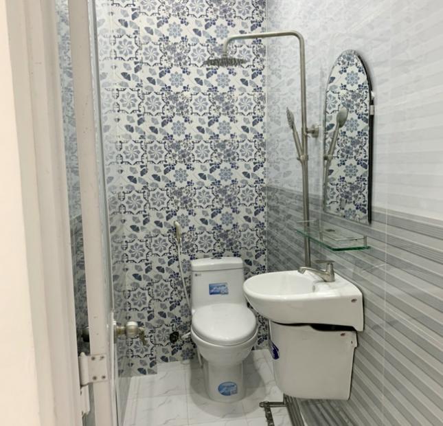 Bán nhà 2 lầu hẻm 77 đường Chuyên Dùng 9 Quận 7.