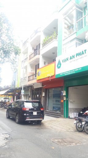 Bán nhà mặt tiền đường Ký Hòa, P. 11 Quận 5, DT: 4x25m, 6 tầng nội thất cao cấp. LH : 0902650739 (24/24)