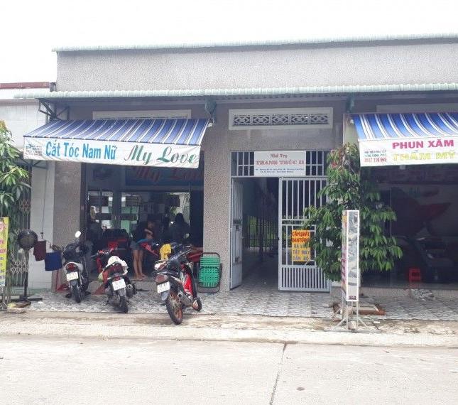 Cần tiền gấp bán đất mặt tiền chợ 300m2(10x30m) + 30 phòng trọ giá chỉ 900tr