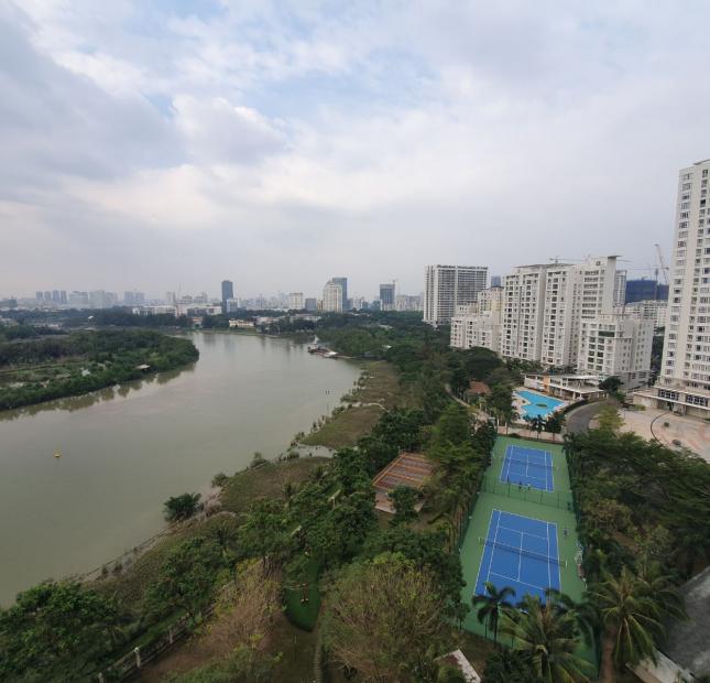 Bán penthouse Riverside Residence, Phú Mỹ Hưng, 3 mặt view sông, 200m2, 4 phòng ngủ, giá: 13 tỷ
