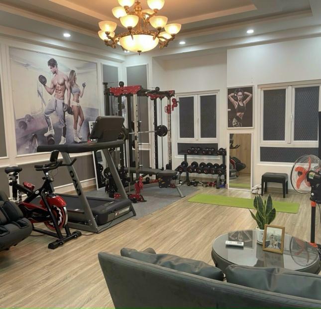 Bán nhà tặng phòng GYM, nội thất cao cáp Bùi Thị Xuân, bến thành Q1, chỉ 10,9 tỷ