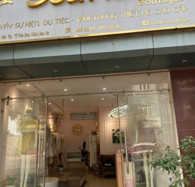 Cần sang nhượng cửa hàng thời trang (cho thuê đồ đi tiệc/sự kiện) tại số 16 Phố Nguyễn Mậu Tài 