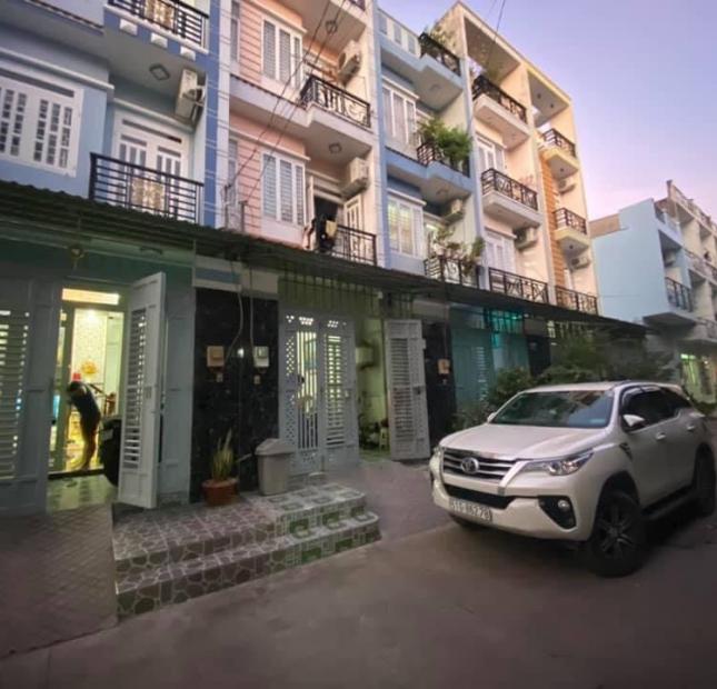 Mở nhà hàng Nhật bán Nhà đẹp HXH đường Đào Duy Từ, Phường 5, Quận 10, 48m2, 3 Tầng, Chỉ 5.5 tỷ