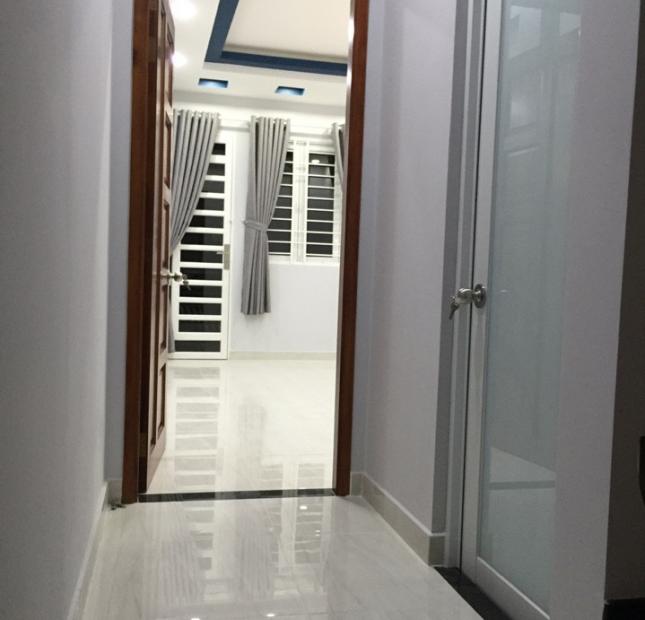 Chính chủ bán nhà MT Phạm Viết Chánh, P. Phạm Ngũ Lão, Q.1 DT 4x12m, giá 16.2 tỷ. 3 lầu