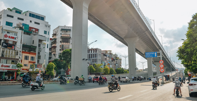 Nhà phố, kinh doanh đỉnh Trường Chinh-Thanh Xuân 76m2, 24 tỷ.