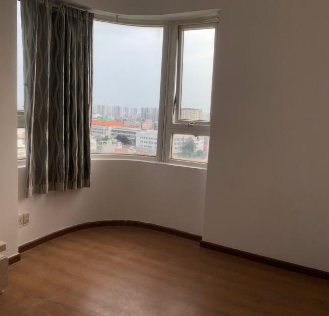 Bán gấp căn hộ Âu Cơ Tower quận Tân Phú, 80m2 3PN, Có nội thất, Sổ Hồng chính chủ, giá tốt nhất