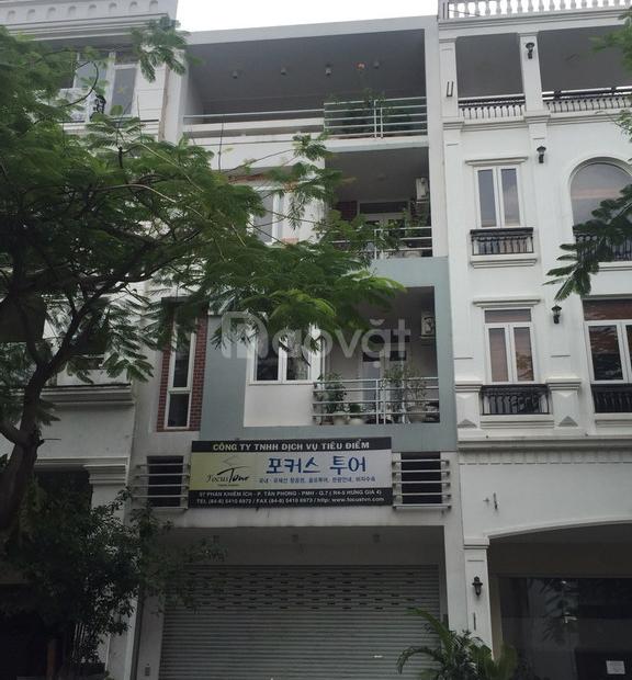 Cho thuê nhà phố kinh doanh tại Phú Mỹ Hưng, hỗ trợ mùa dịch giá 30 triệu