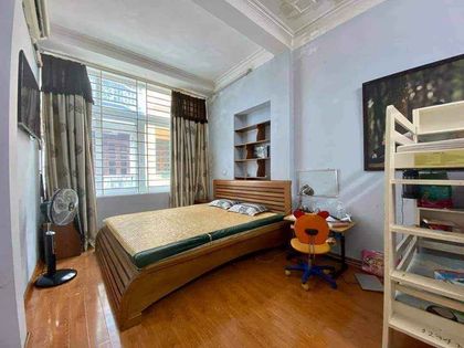 Bạch Mai, Trương Định 125m2 mặt tiền 12m lô góc nhà 2 tầng giá 7.2 tỷ