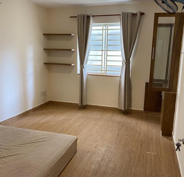 Chính chủ cần bán căn hộ chung cư Vạn Đô, mặt tiền Bến Vân Đồn, phường 1, quận 4.