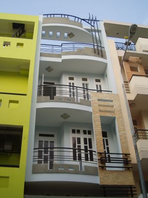 Bán Gấp Nhà  Tô Hiến Thành, Quận 10,P13,1 Trệt 2 Lầu Sân Thượng Gía 11.2 tỷ